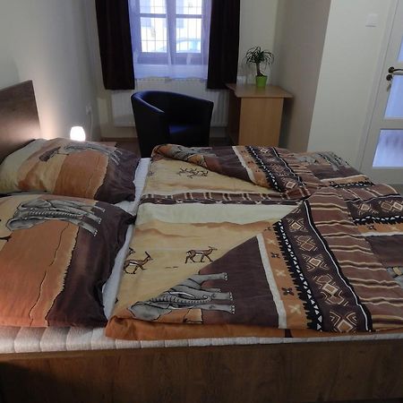 Csillagvirag Apartman Διαμέρισμα Mosonmagyaróvár Εξωτερικό φωτογραφία