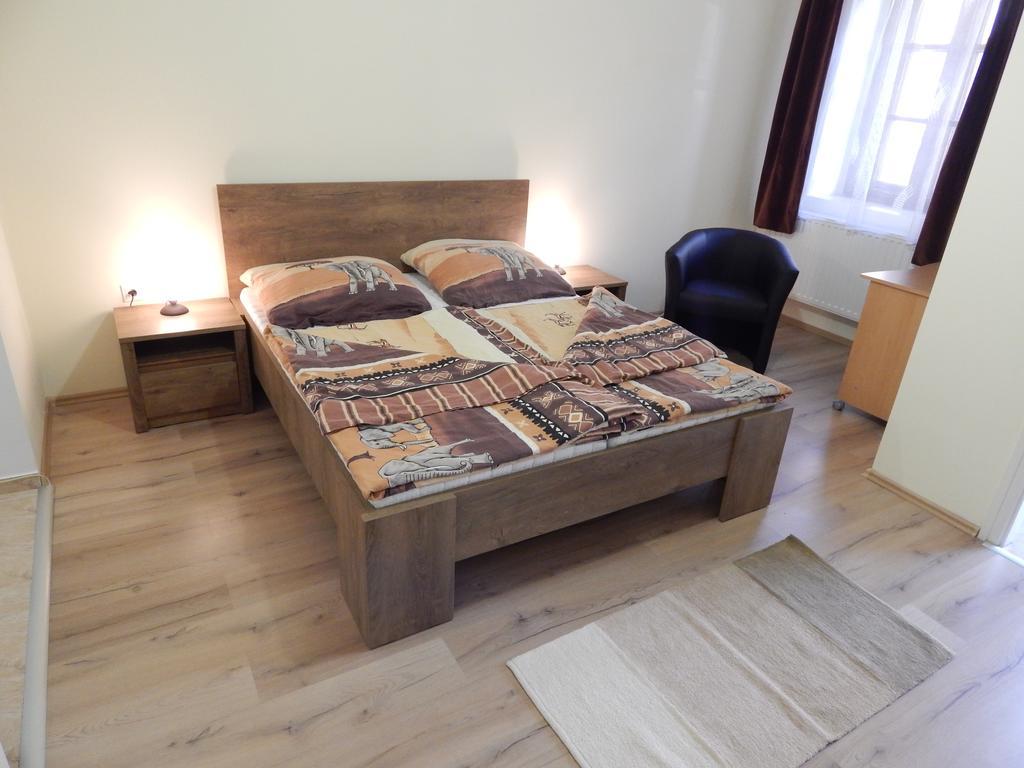 Csillagvirag Apartman Διαμέρισμα Mosonmagyaróvár Εξωτερικό φωτογραφία
