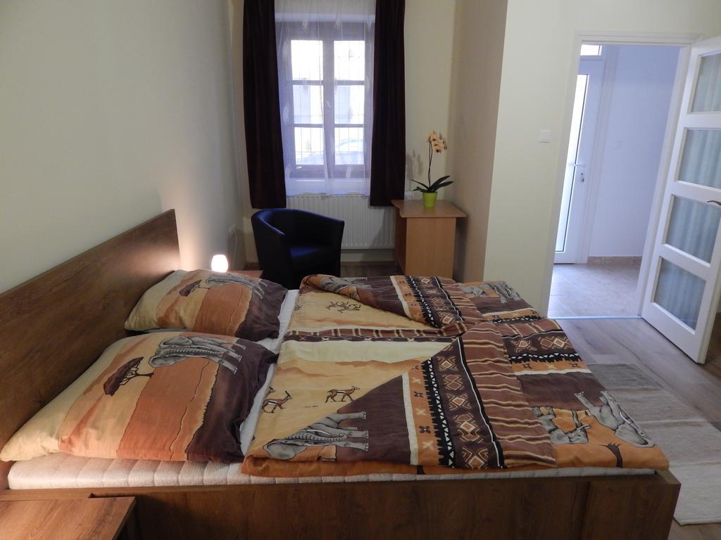 Csillagvirag Apartman Διαμέρισμα Mosonmagyaróvár Εξωτερικό φωτογραφία